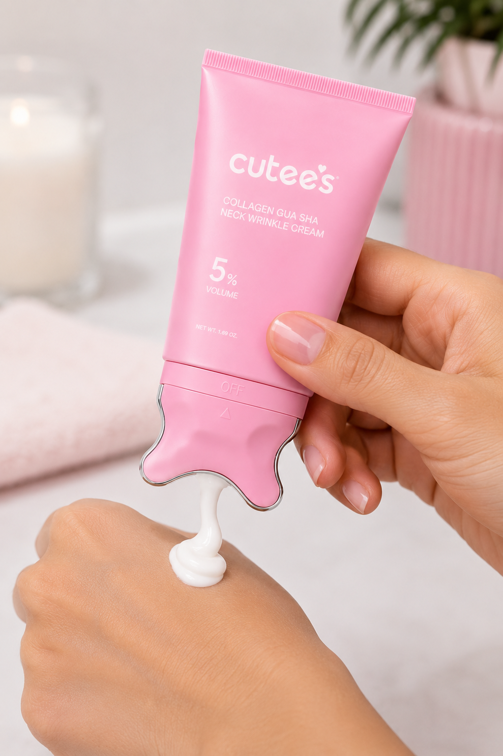 Cutee's Collagen Gua Sha Neck Wrinkle Cream